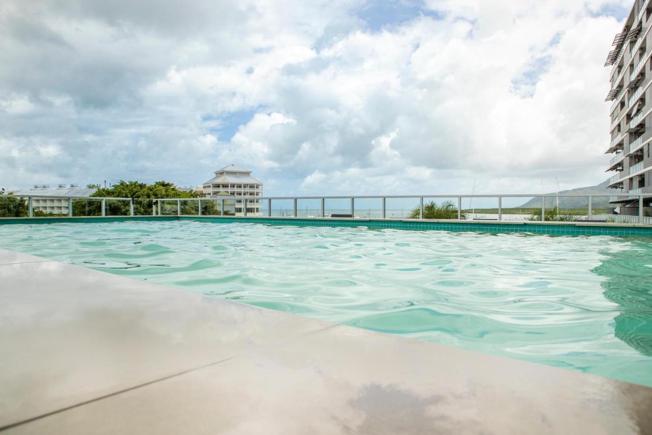Cairns Waterfront Luxury At Harbourlights Apartment Ngoại thất bức ảnh
