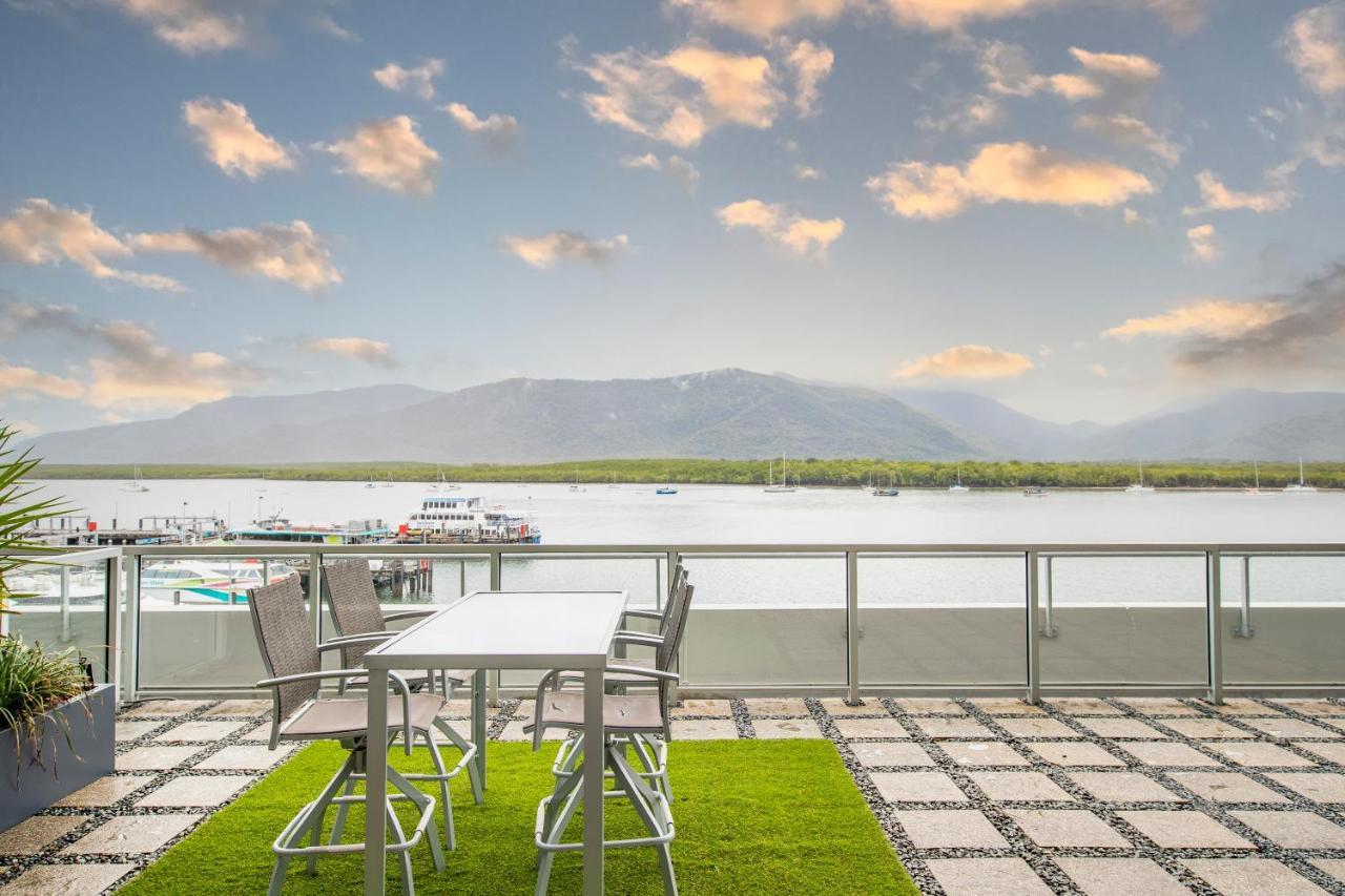 Cairns Waterfront Luxury At Harbourlights Apartment Ngoại thất bức ảnh