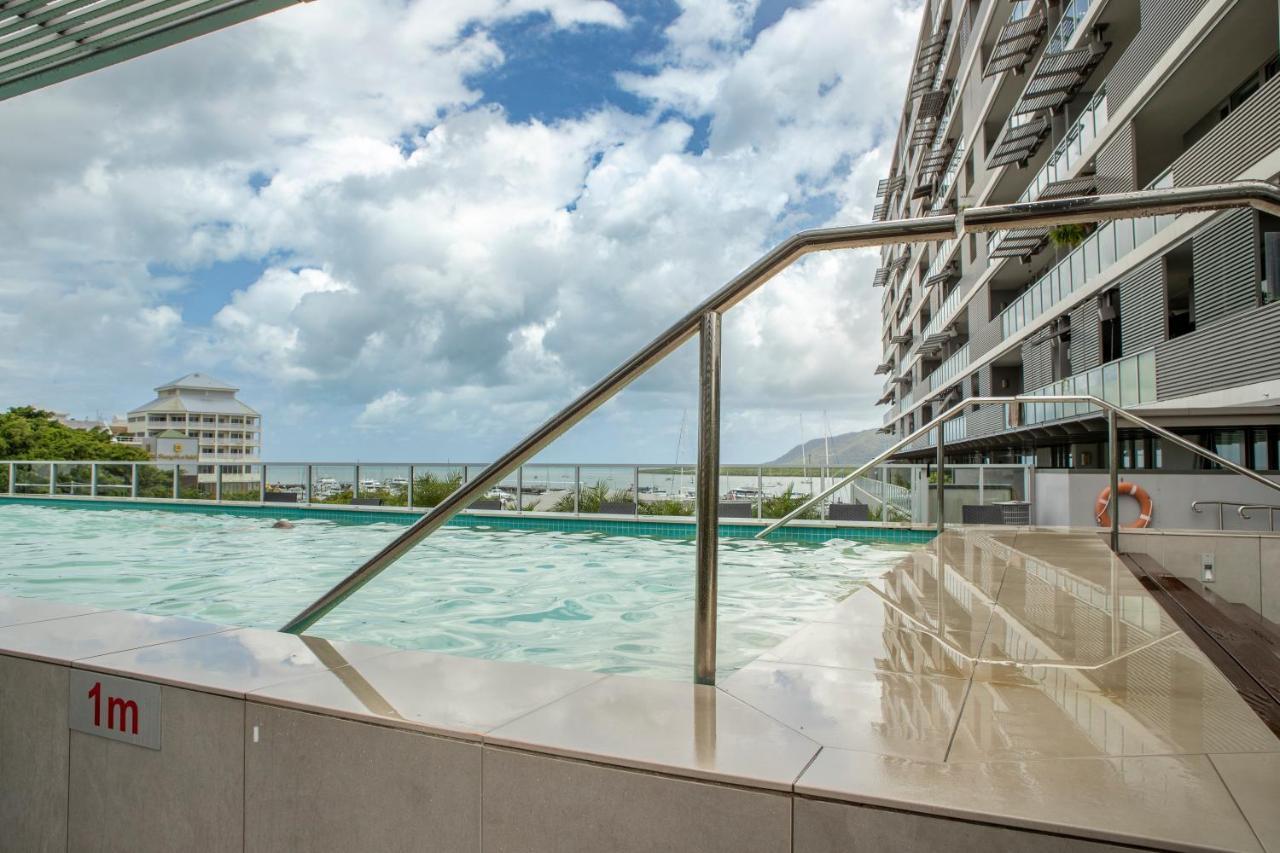 Cairns Waterfront Luxury At Harbourlights Apartment Ngoại thất bức ảnh